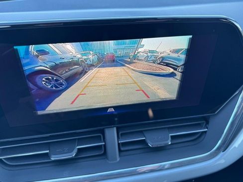 New 2026 Chevrolet Trax LT w/ Driver Confidence Package image 15