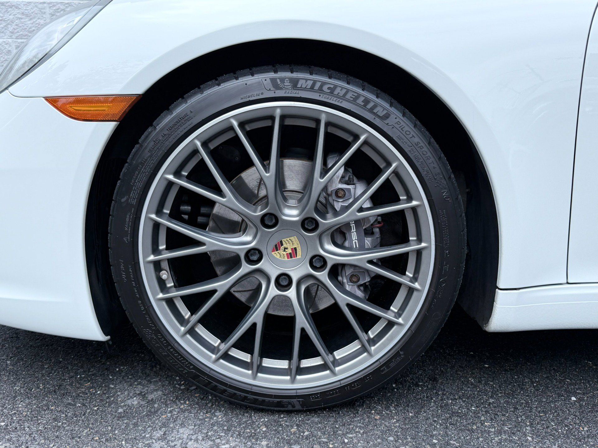 Used 2017 Porsche 911 Carrera 4 AWD/4WD image 52