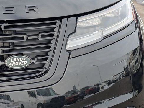 Used 2025 Land Rover Range Rover Velar S image 12