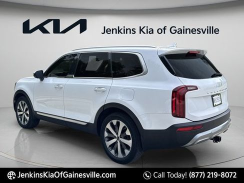 Used 2022 Kia Telluride S FWD image 5