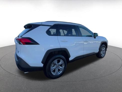 Used 2025 Toyota RAV4 XLE image 15