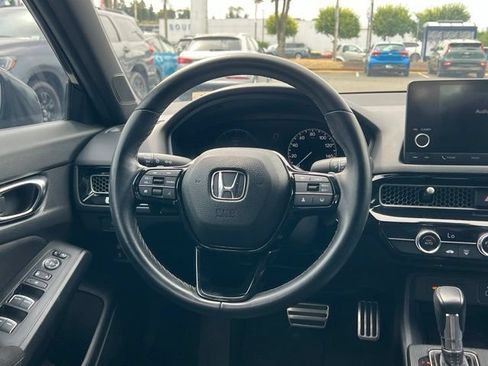 Used 2022 Honda Civic Sport image 14