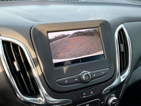 Used 2023 Chevrolet Equinox LT w/ LPO, Floor Liner Package image 19