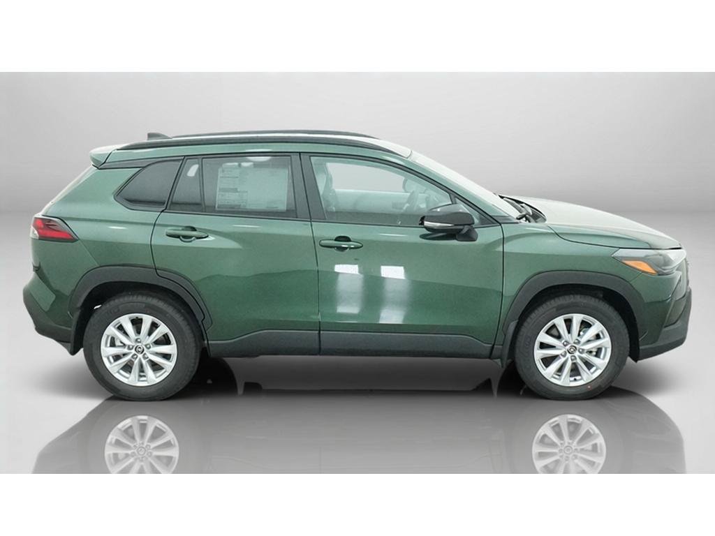 New 2026 Toyota Corolla Cross LE FWD image 11