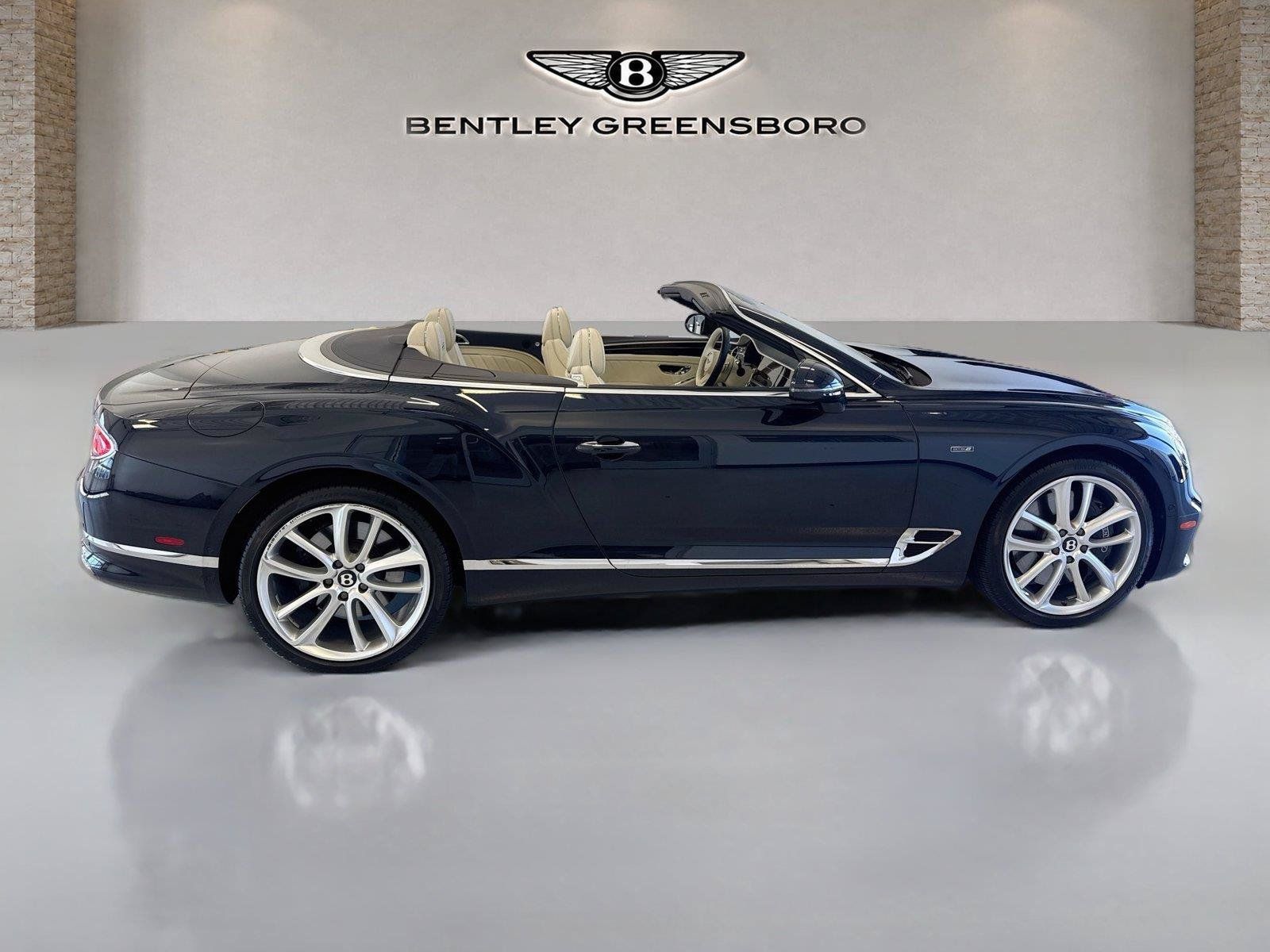 Used 2024 Bentley Continental GT V8 AWD/4WD image 9