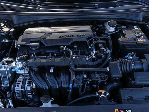New 2026 Hyundai Elantra SEL Sport FWD image 13