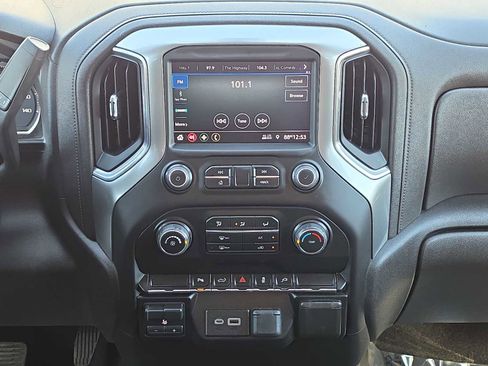 Used 2022 Chevrolet Silverado 2500 LT image 20