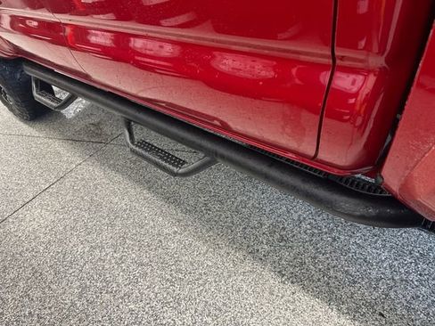 Used 2019 Toyota Tacoma TRD Sport image 19