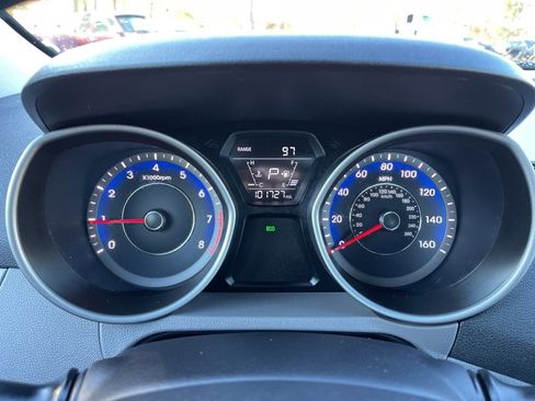 Used 2014 Hyundai Elantra SE w/ Option Group 02 image 9