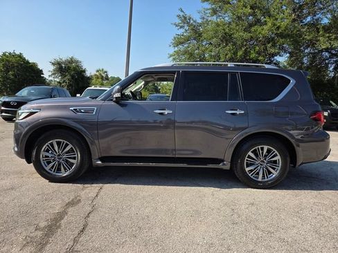 Certified 2022 INFINITI QX80 Luxe w/ Cargo Package AWD/4WD image 4
