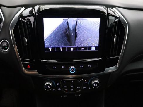 Used 2023 Chevrolet Traverse LT w/ LT Premium Package AWD/4WD image 31