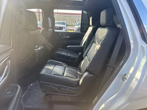 Used 2022 Chevrolet Tahoe LT w/ Luxury Package image 9