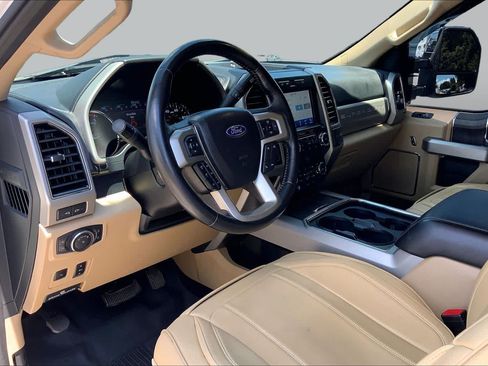 Used 2021 Ford F350 Lariat w/ Lariat Ultimate Package AWD/4WD image 18