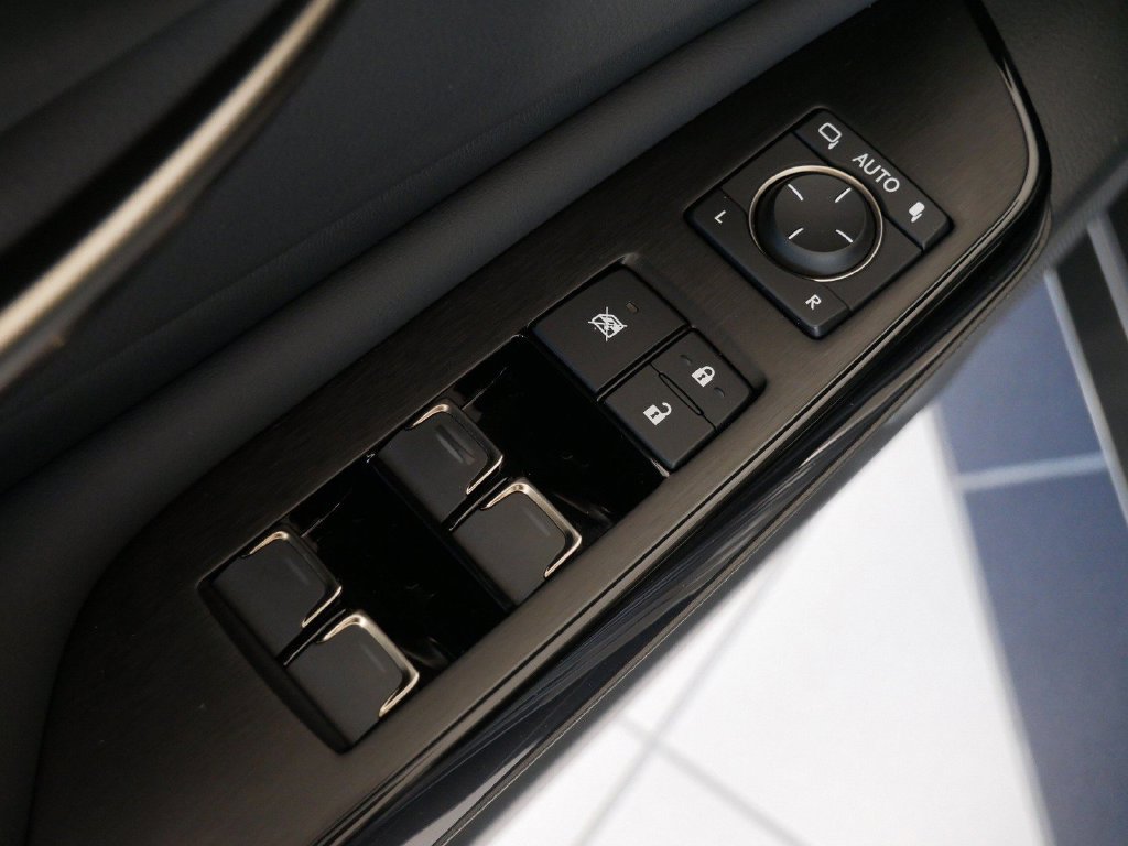 Certified 2025 Lexus ES 300h w/ Premium Package FWD image 15