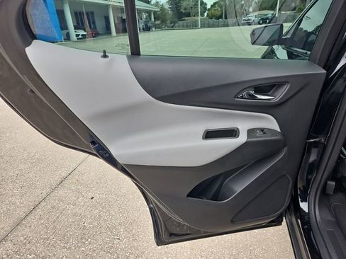 Used 2024 Chevrolet Equinox LS image 12