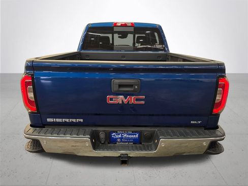 Used 2018 GMC Sierra 1500 SLT AWD/4WD image 11