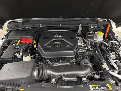 Used 2023 Jeep Wrangler Unlimited Sahara w/ Cold Weather Group image 3