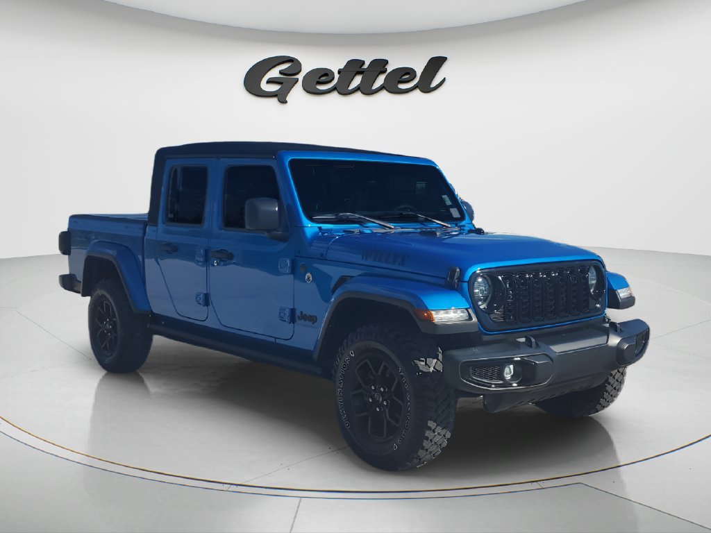 Used 2024 Jeep Gladiator Sport AWD/4WD image 3