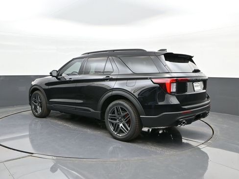 New 2026 Ford Explorer ST w/ Sun And Sound Package image 5