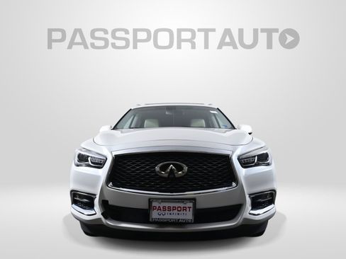 Used 2018 INFINITI QX60 Luxe w/ Premium Plus Package AWD/4WD image 2