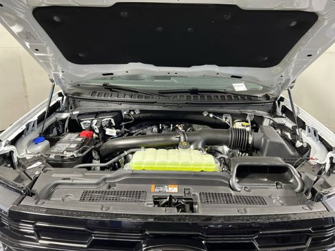 New 2026 Ford Expedition Platinum w/ Driver's Package AWD/4WD image 29