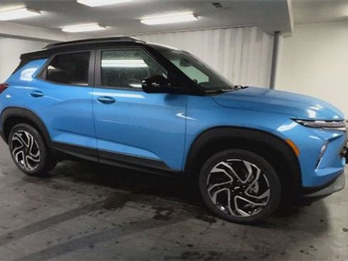 New 2026 Chevrolet TrailBlazer RS w/ Convenience Package image 2