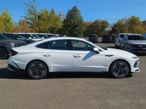 New 2026 Hyundai Sonata SEL image 2