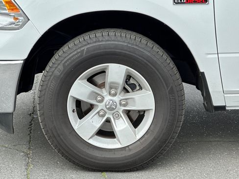 Used 2019 RAM 1500 Tradesman w/ Chrome Appearance Group image 23