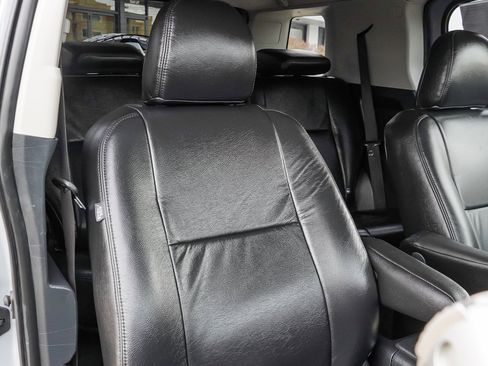 Used 2013 Toyota FJ Cruiser 4WD w/ Trail Teams Special Edition image 23