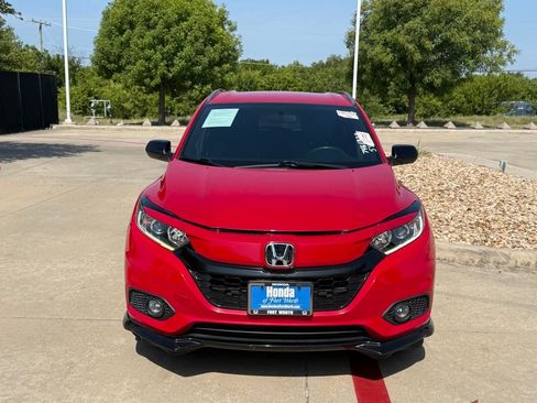 Used 2019 Honda HR-V Sport image 9
