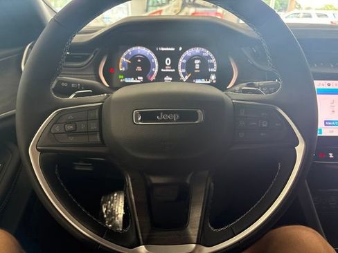 New 2026 Jeep Grand Cherokee L 4WD image 31