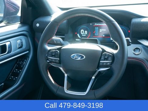 Used 2025 Ford Explorer ST-Line w/ Premium Package image 30