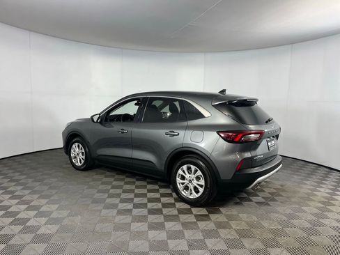 Used 2024 Ford Escape Active image 10