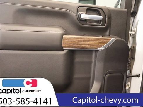 Used 2020 Chevrolet Silverado 2500 High Country w/ Technology Package AWD/4WD image 30