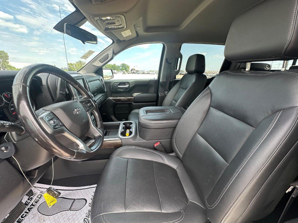 Used 2021 Chevrolet Silverado 1500 RST AWD/4WD image 15