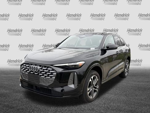 Used 2025 Audi Q5 Premium Plus w/ Premium Plus image 5