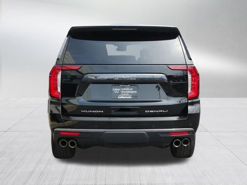 Used 2024 GMC Yukon Denali Ultimate AWD/4WD image 6