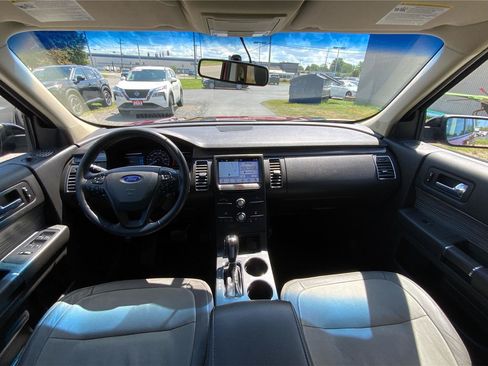 Used 2018 Ford Flex SEL w/ Equipment Group 202A AWD/4WD image 31