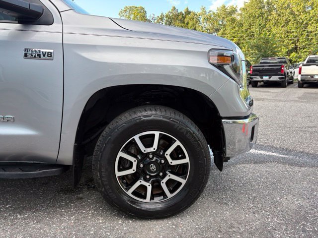Used 2021 Toyota Tundra SR5 w/ TRD Off-Road Package AWD/4WD image 34