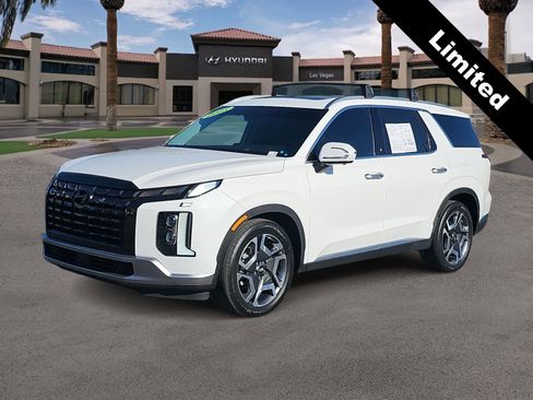 Used 2023 Hyundai Palisade Limited image 4