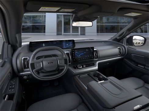 New 2025 Ford Expedition Tremor image 9