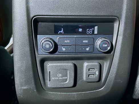 Used 2020 Buick Enclave Avenir w/ Avenir Technology Package image 26