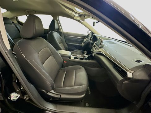 Used 2023 Nissan Altima 2.5 SV FWD image 31