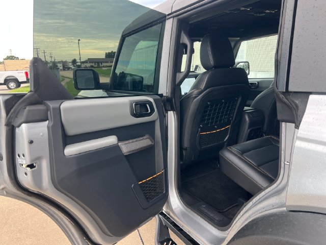 Certified 2023 Ford Bronco Badlands w/ Sasquatch Package AWD/4WD image 37