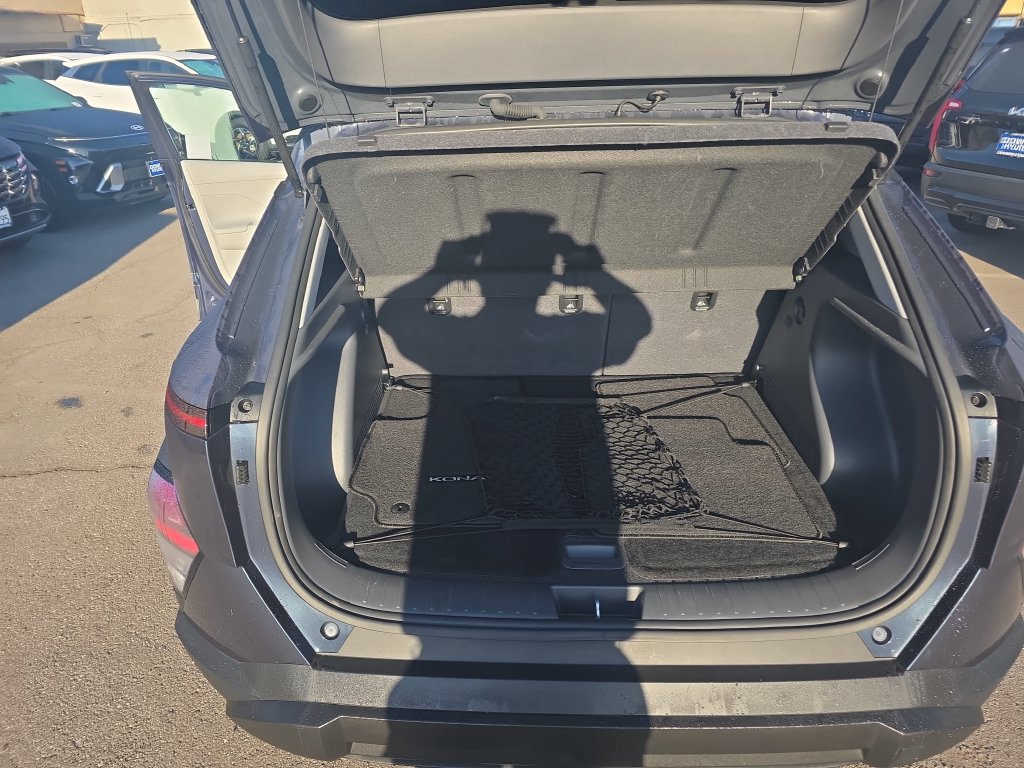 Used 2025 Hyundai Kona SEL FWD image 21