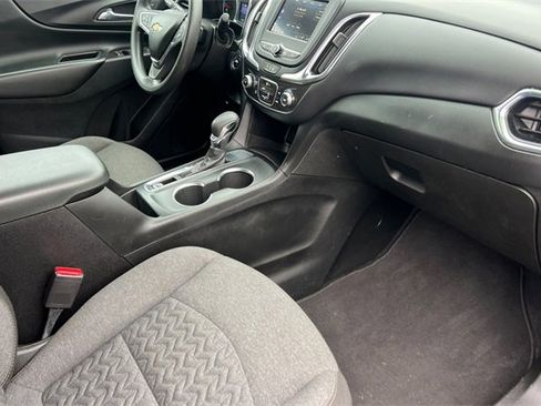Used 2022 Chevrolet Equinox LT image 20
