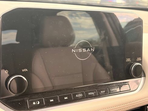 Certified 2023 Nissan Rogue SL w/ SL Premium Package FWD image 23