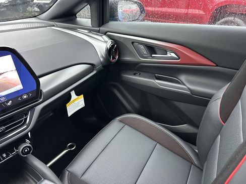 New 2026 Chevrolet Equinox EV RS image 24