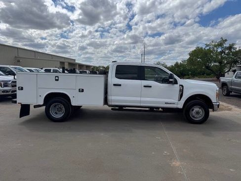 Used 2024 Ford F350 XL w/ Snow Plow Prep Package image 5