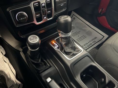 Certified 2021 Jeep Wrangler Unlimited Sport image 19